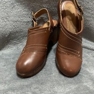 Boc Shoes Womens Size 8M Brown Chunky Wooden‎ Heel Slingback Clogs Stitch Detail